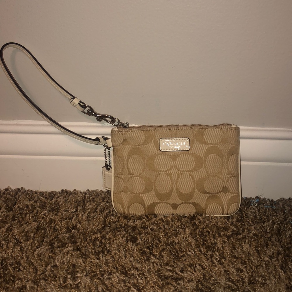 Tan/Nude COACH wallet/wristlet